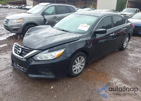 2016 Nissan Altima 2.5/2.5 S/2.5 Sl/2.5 Sr/2.5 Sv z USA, uszkodzony, nr VIN 1N4AL3AP2GN310484